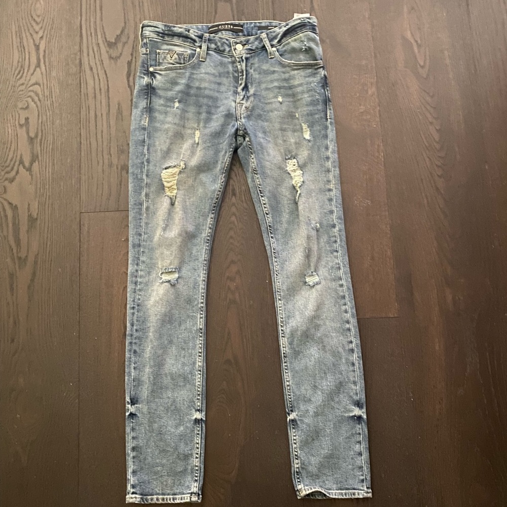 Men’s Light Washed Guess Jeans